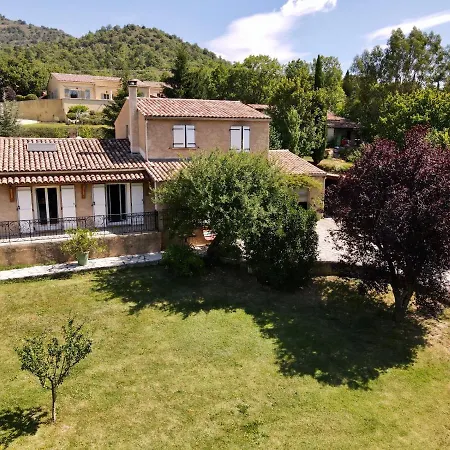 La Mirabelle - Familiale De Charme En Provence 3*